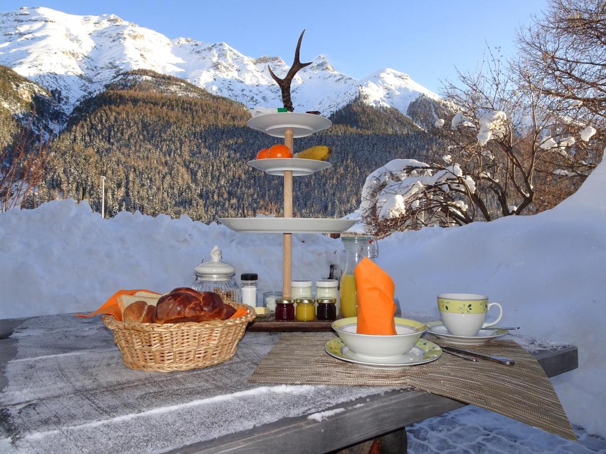 Chesa Sper L'Ovel Brail Apartment Зернез Екстериор снимка